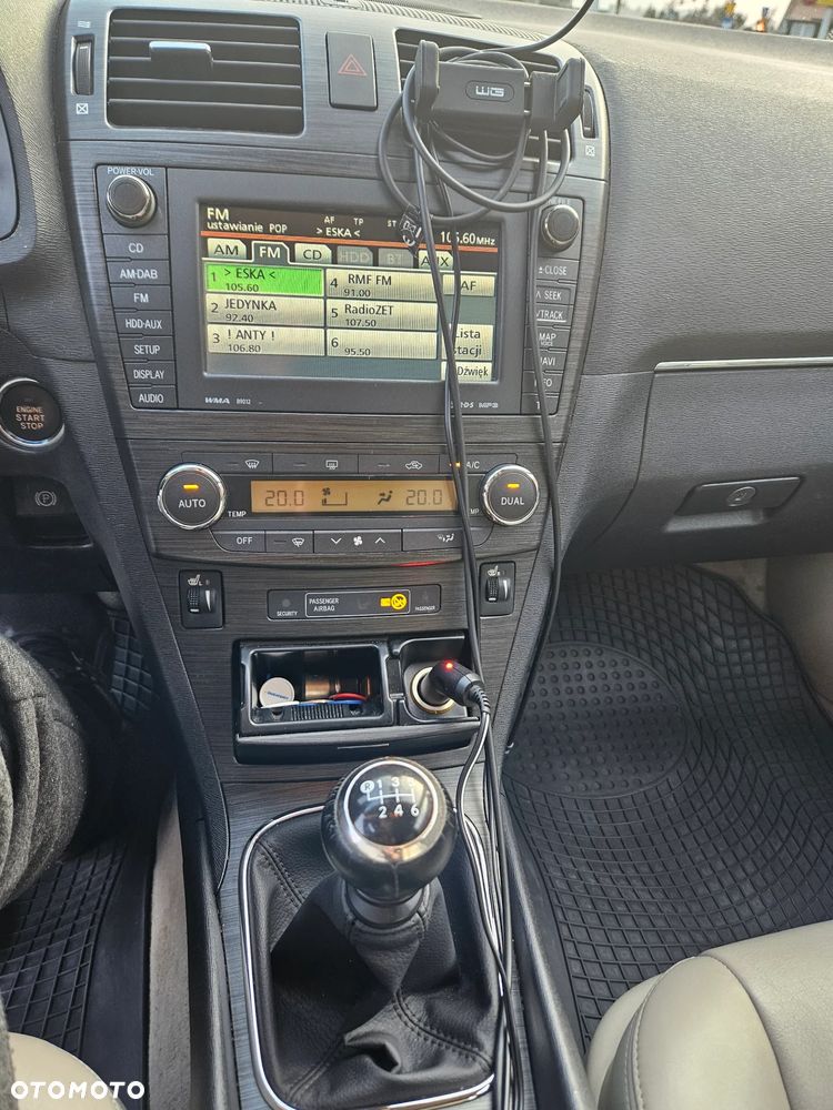 Toyota Avensis 2.2 D-CAT Prestige - 32