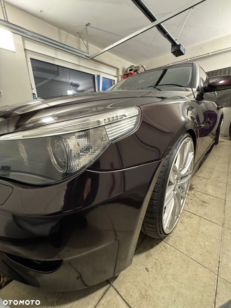 BMW E60 2003 photo 5