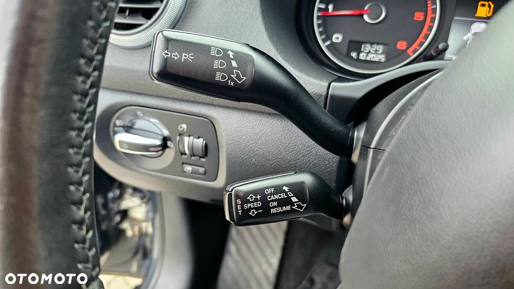 Audi A3 2.0 TDI DPF (DSG) S tronic Ambition - 15
