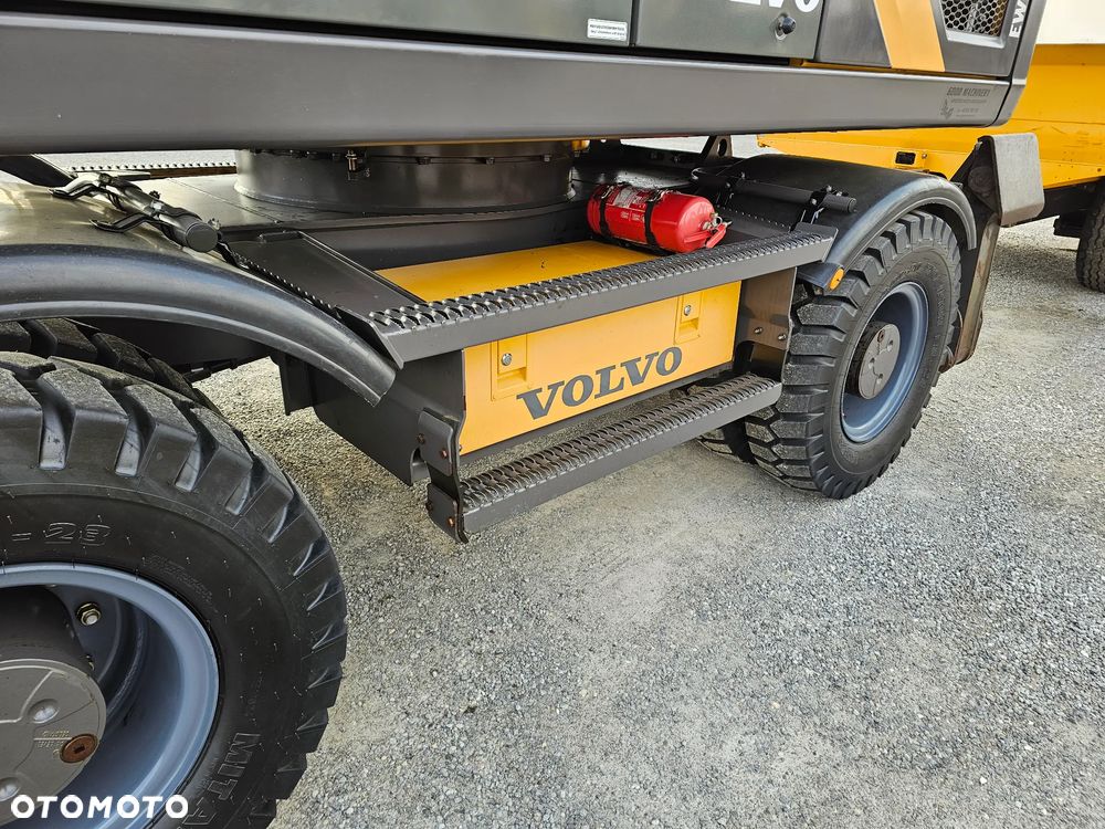 Volvo EW 160 E - 25