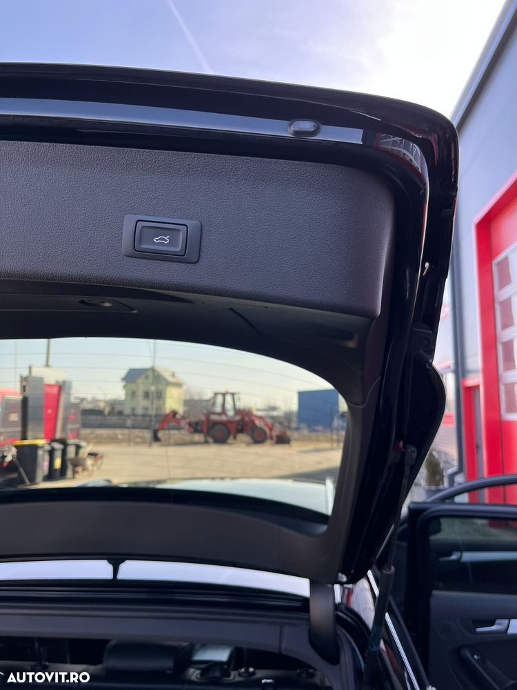 Audi A4 2.0 TDI Multitronic - 12