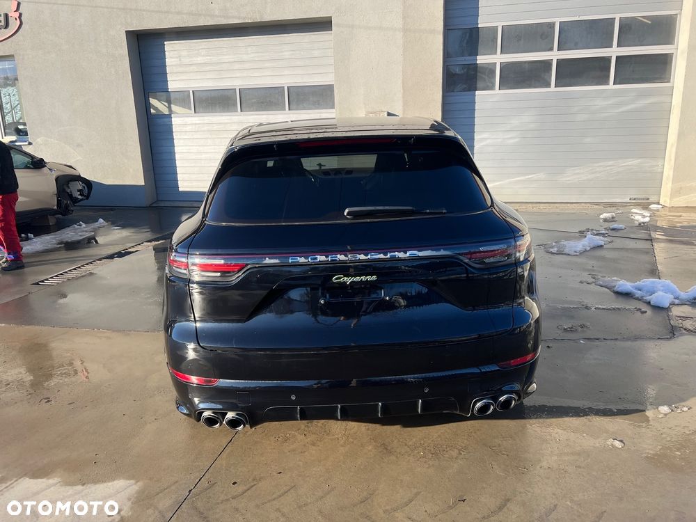 Porsche Cayenne E-Hybrid Tiptronic S Platinum Edition - 6