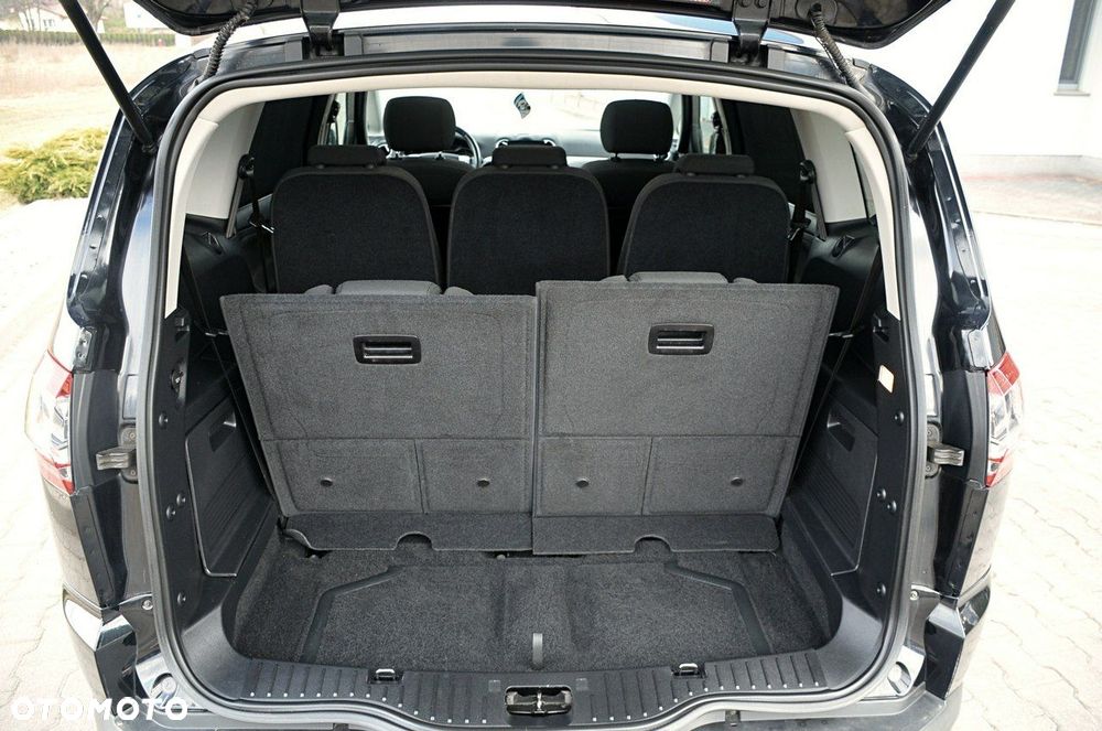 Ford S-Max - 20