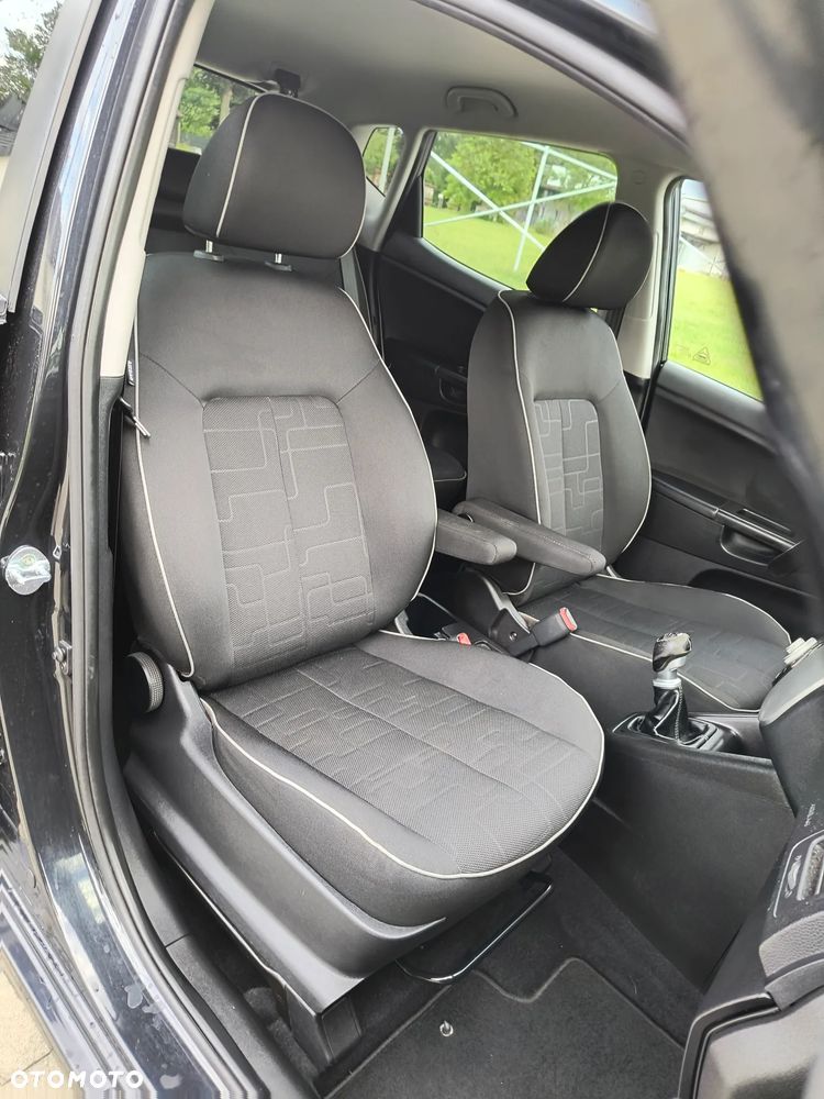 Kia Venga 1.6 CRDi 128 Titanium Collection - 15