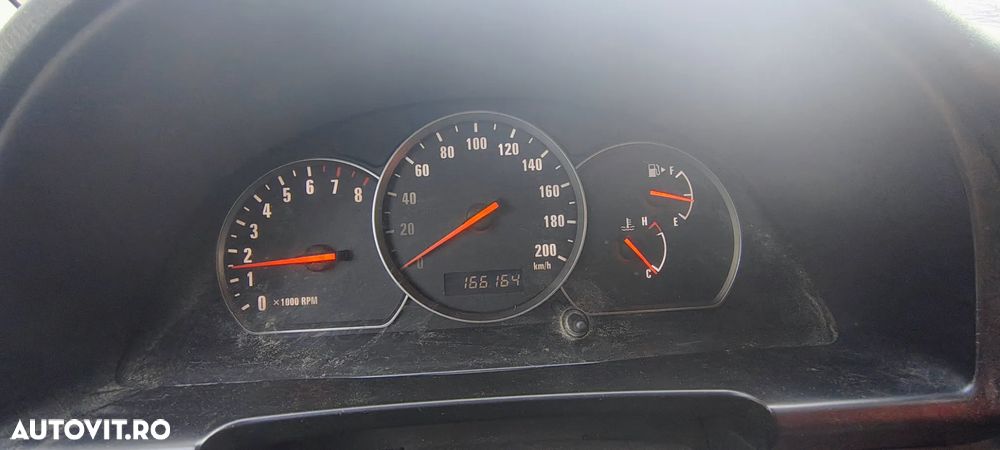 Suzuki Grand Vitara 1.6 A/C - 11