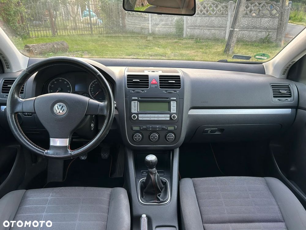 Volkswagen Golf 1.6 FSI GT Sport - 12