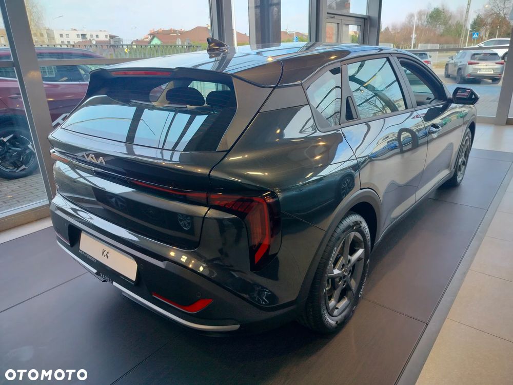 Kia K4 - 6