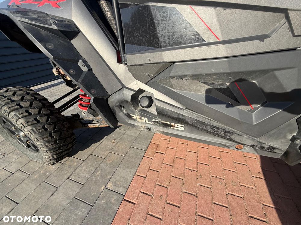 Polaris RZR - 20