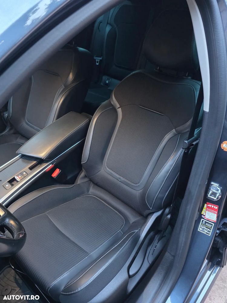 Renault Megane Blue dCi 116 EDC Intens - 22