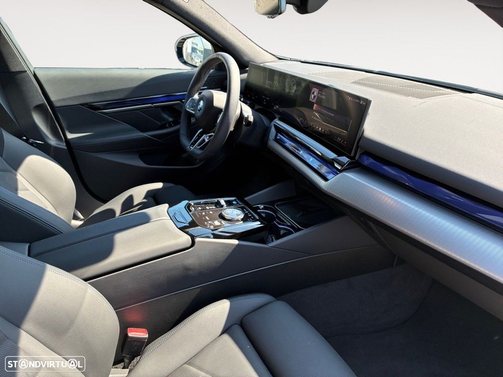 BMW i5 eDrive40 - 9