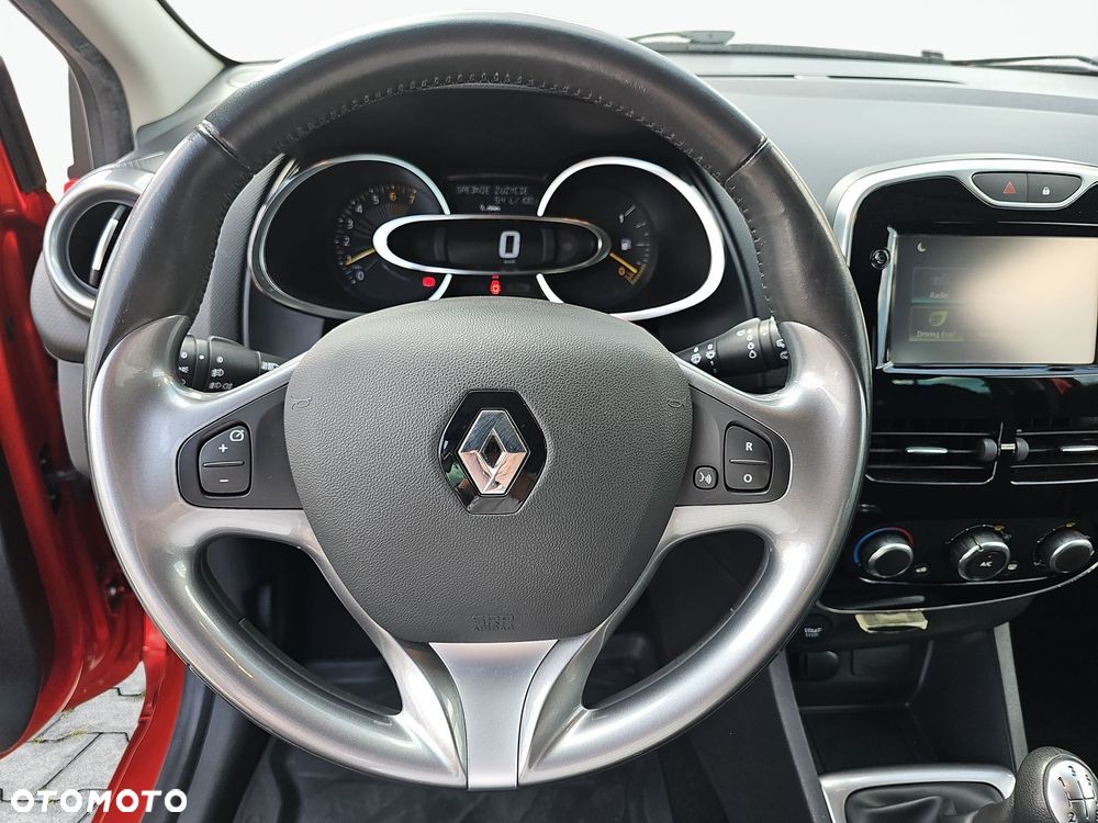 Renault Clio 1.2 16V Limited EU6 - 25