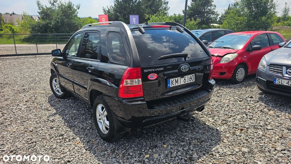 Kia Sportage 2.0 Expedition - 11
