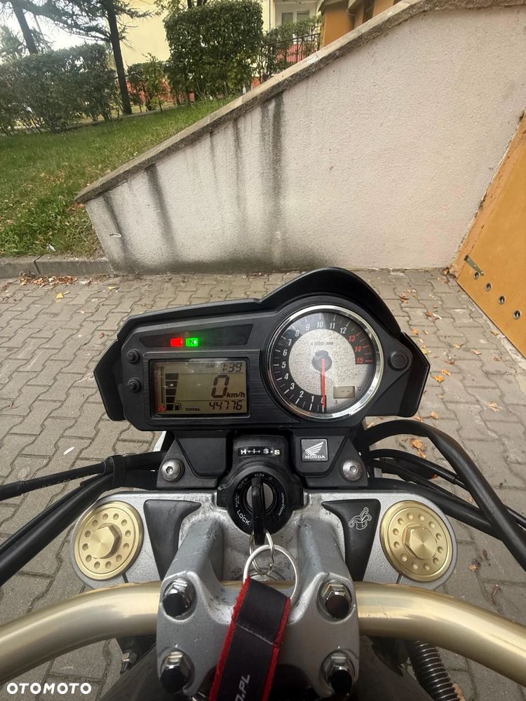 Honda Hornet - 18