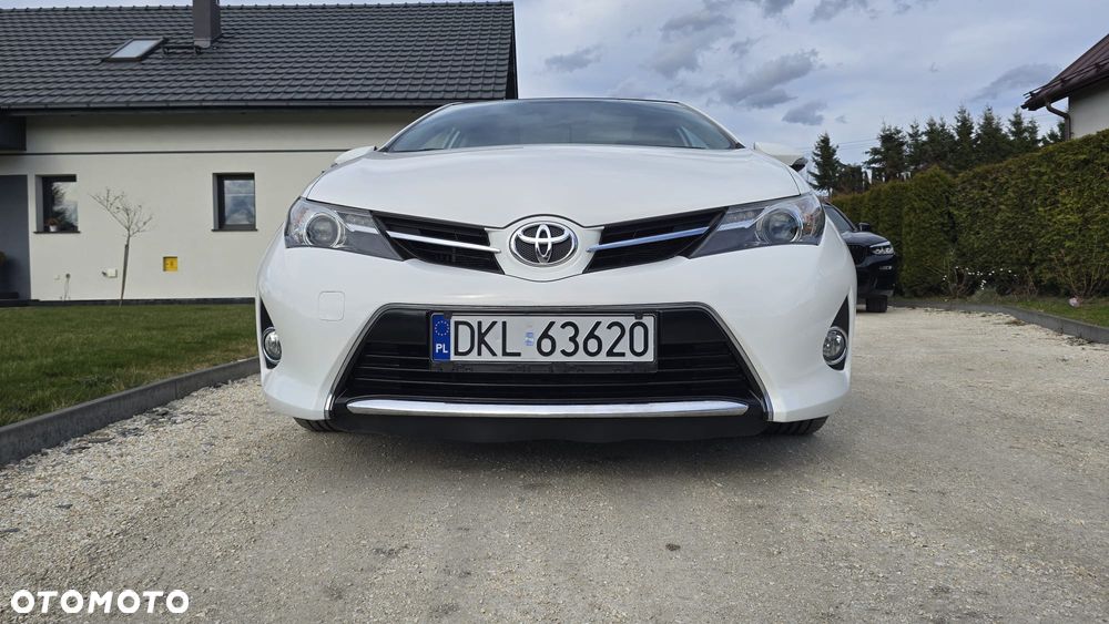 Toyota Auris 1.4 D-4D Premium + EU5 - 3