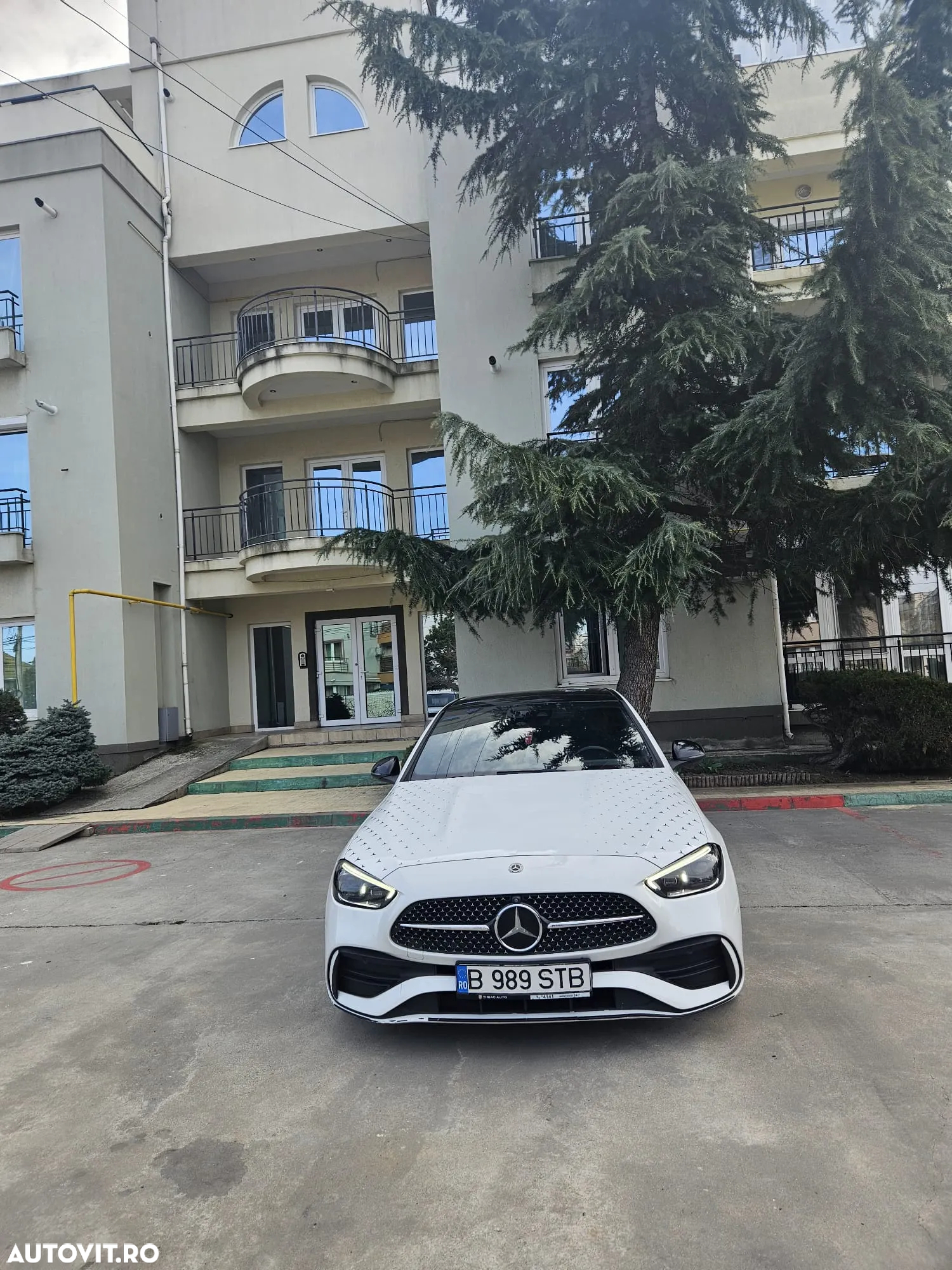 Mercedes-Benz C - 9