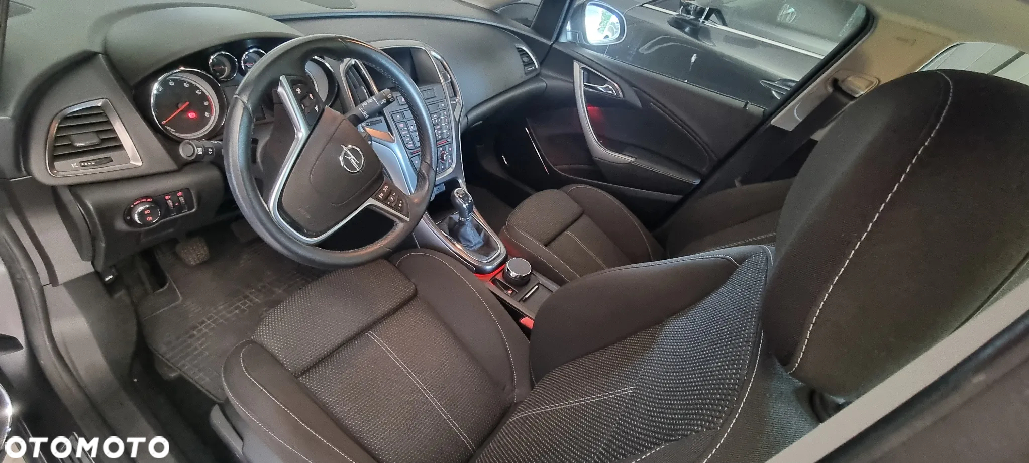 Opel Astra IV 1.6 Cosmo - 16
