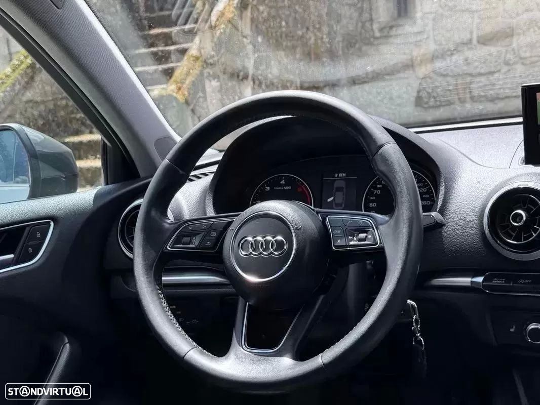 Audi A3 Limousine 1.6 TDI Sport - 14