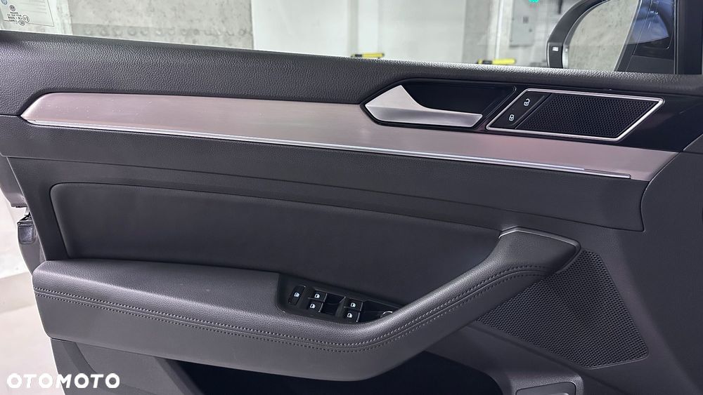 Volkswagen Passat 2.0 TDI SCR Highline DSG - 20