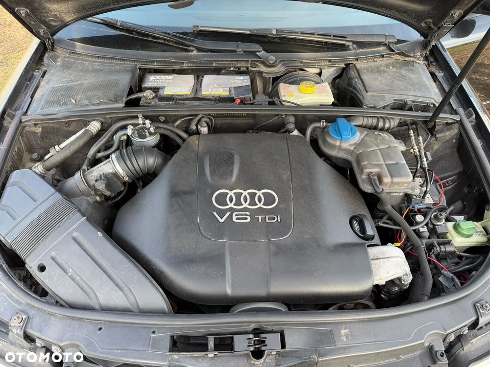 Audi A4 Avant 2.5 TDI - 17