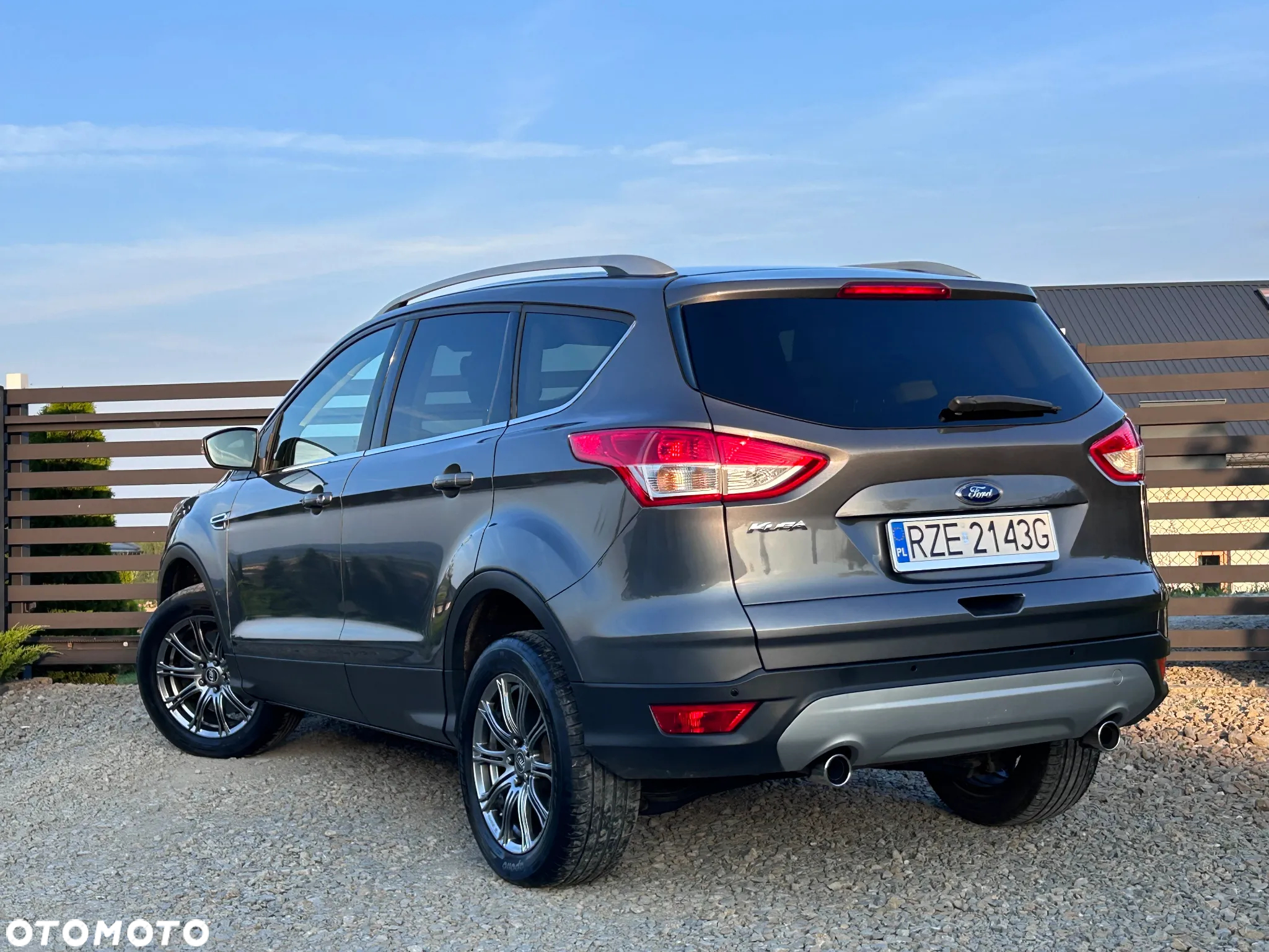 Ford Kuga 2.0 TDCi 4WD Titanium Plus - 3