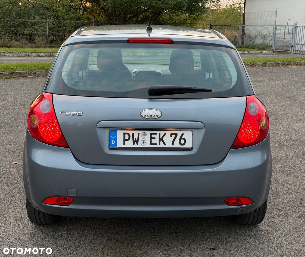 Kia Ceed 1.4 Optimum + - 9