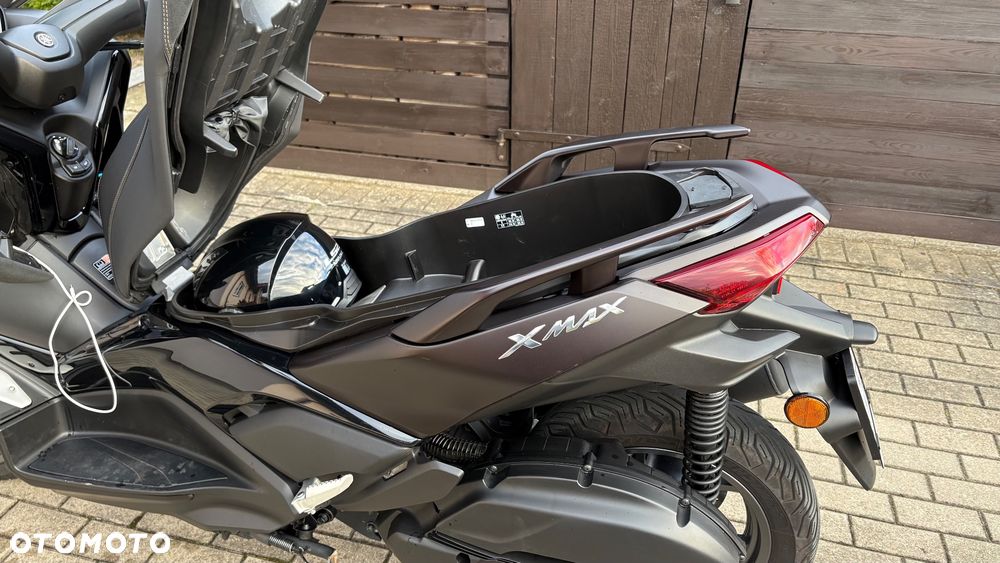 Yamaha X-max - 18