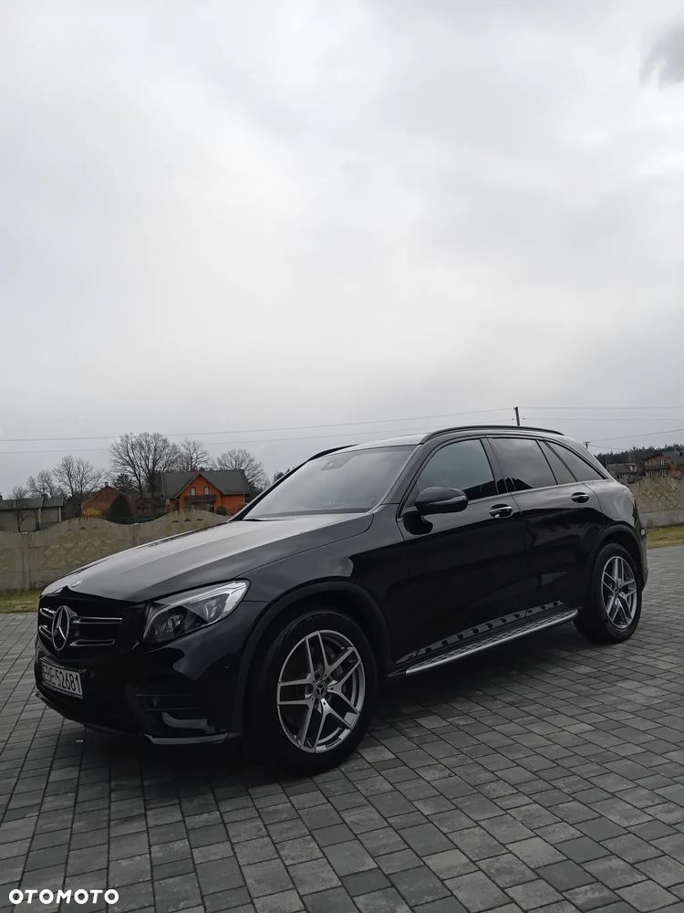 Mercedes-Benz GLC 250 4Matic 9G-TRONIC AMG Line - 4