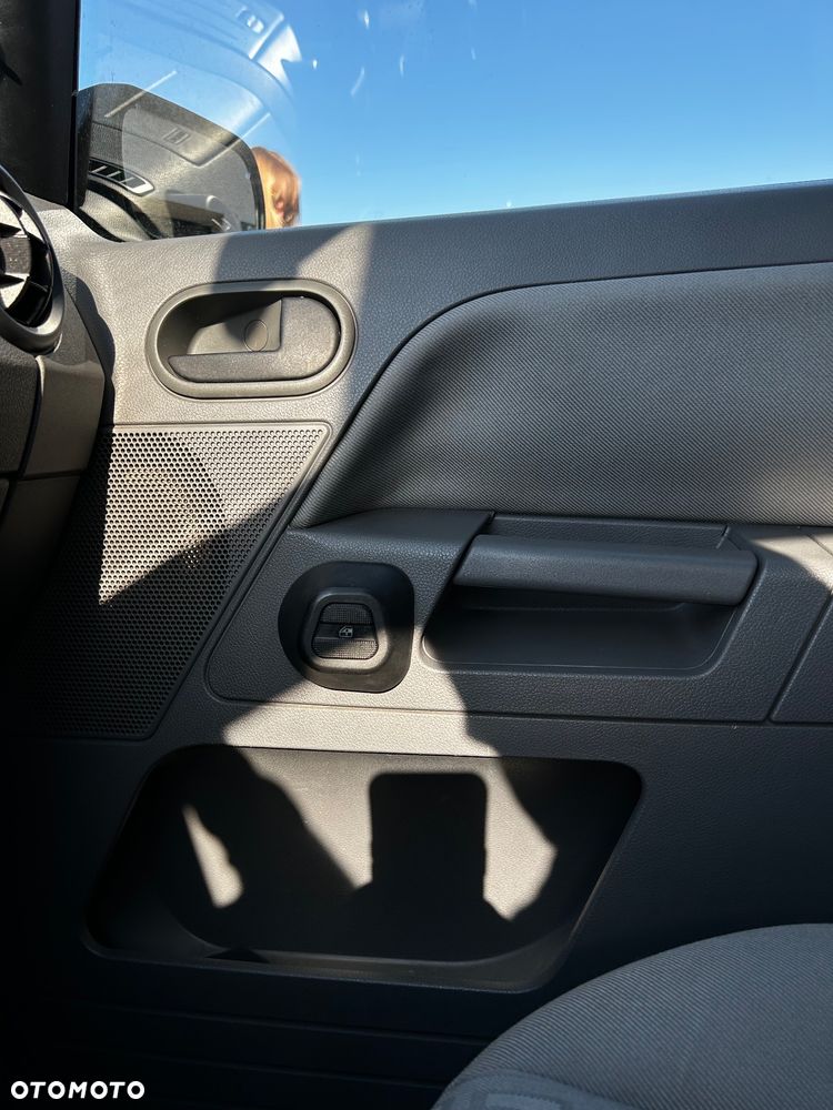 Ford Fusion 1.4 Ambiente - 15