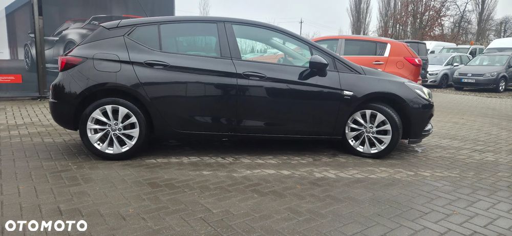 Opel Astra 1.6 CDTI Cosmo - 16
