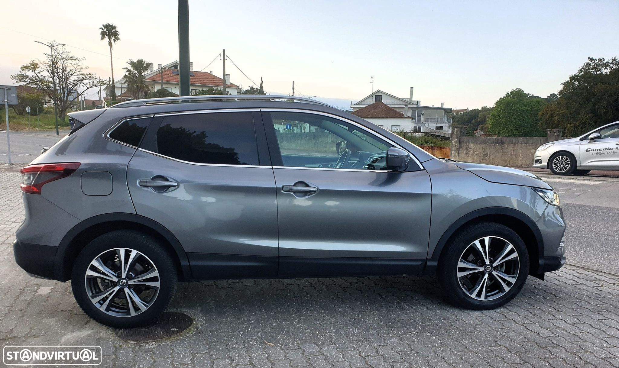Nissan Qashqai 1.5 dCi N-Connecta Led - 6