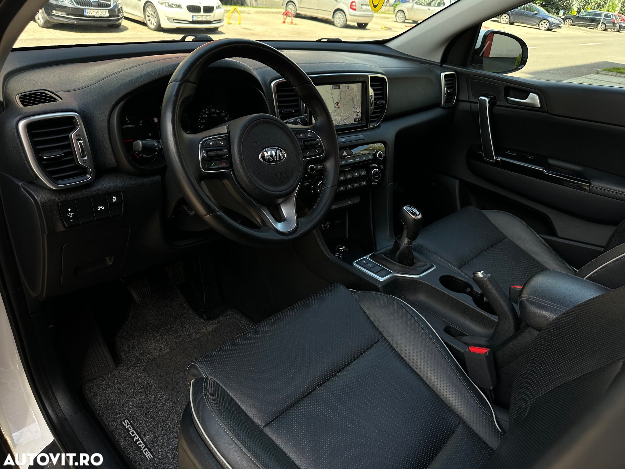 Kia Sportage 2,0 CRDI AWD Vision - 12