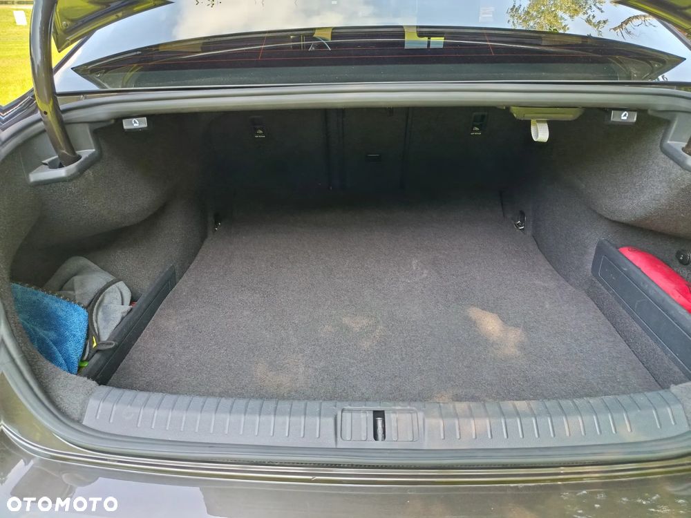 Volkswagen Passat 1.8 TSI BMT Highline DSG - 11
