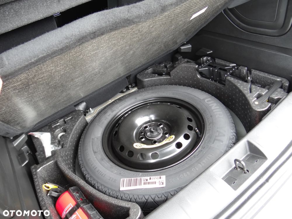 Jeep Renegade 1.5 T4 mHEV Upland FWD S&S DCT - 19