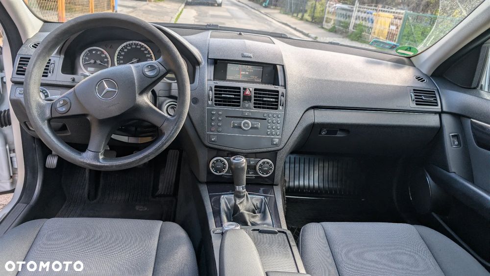 Mercedes-Benz Klasa C 230 Classic - 5