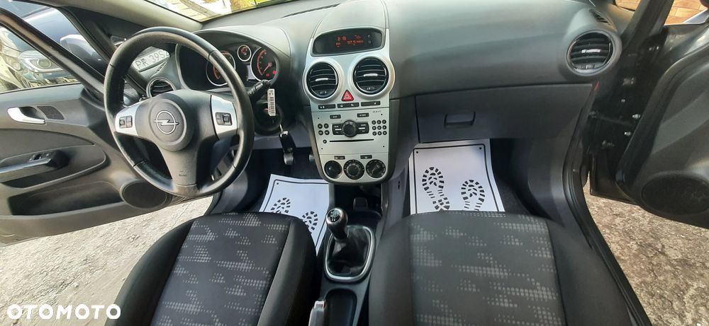 Opel Corsa - 27