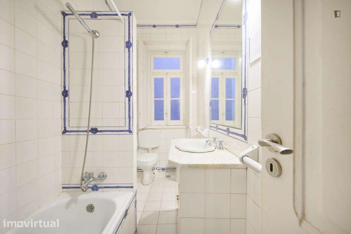 Quarto - localizado em Arroios Lisbon - Grande imagem: 5/25