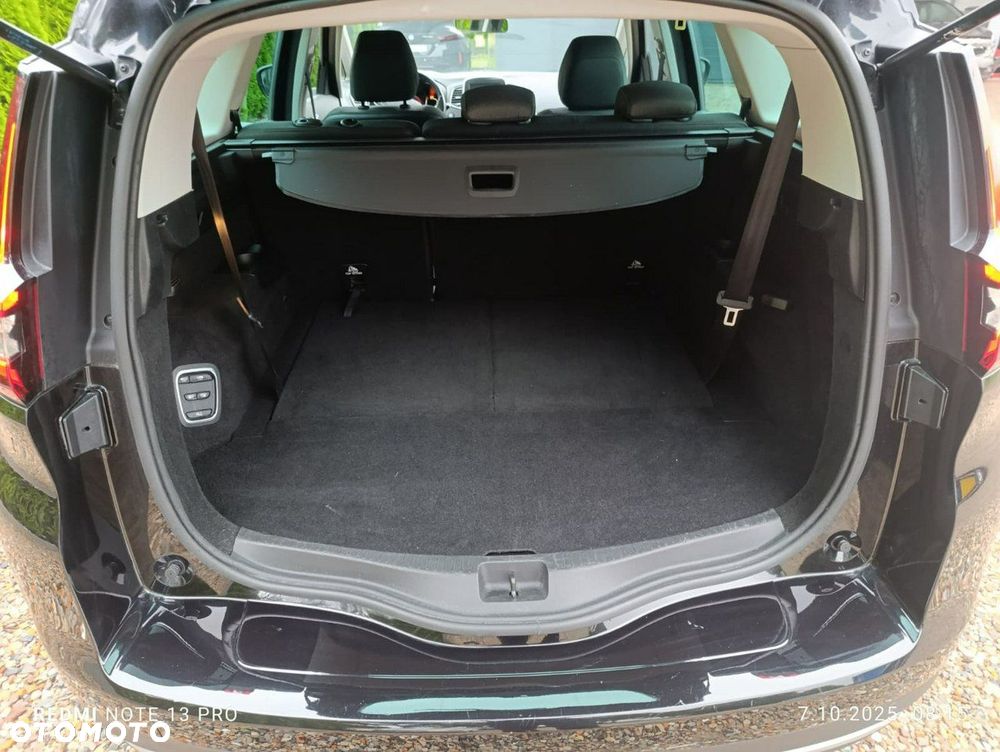 Renault Grand Scenic - 20