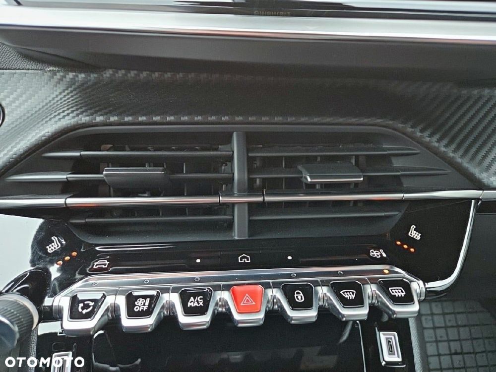 Peugeot 2008 - 17