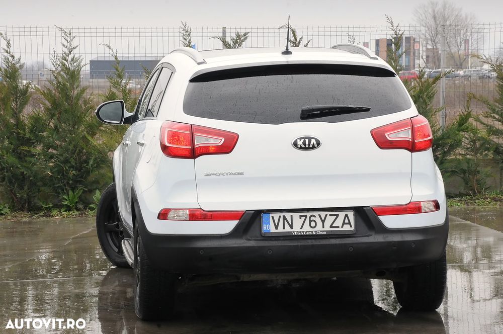 Kia Sportage 2.0 DSL HP 6AT 4x4 Style - 9