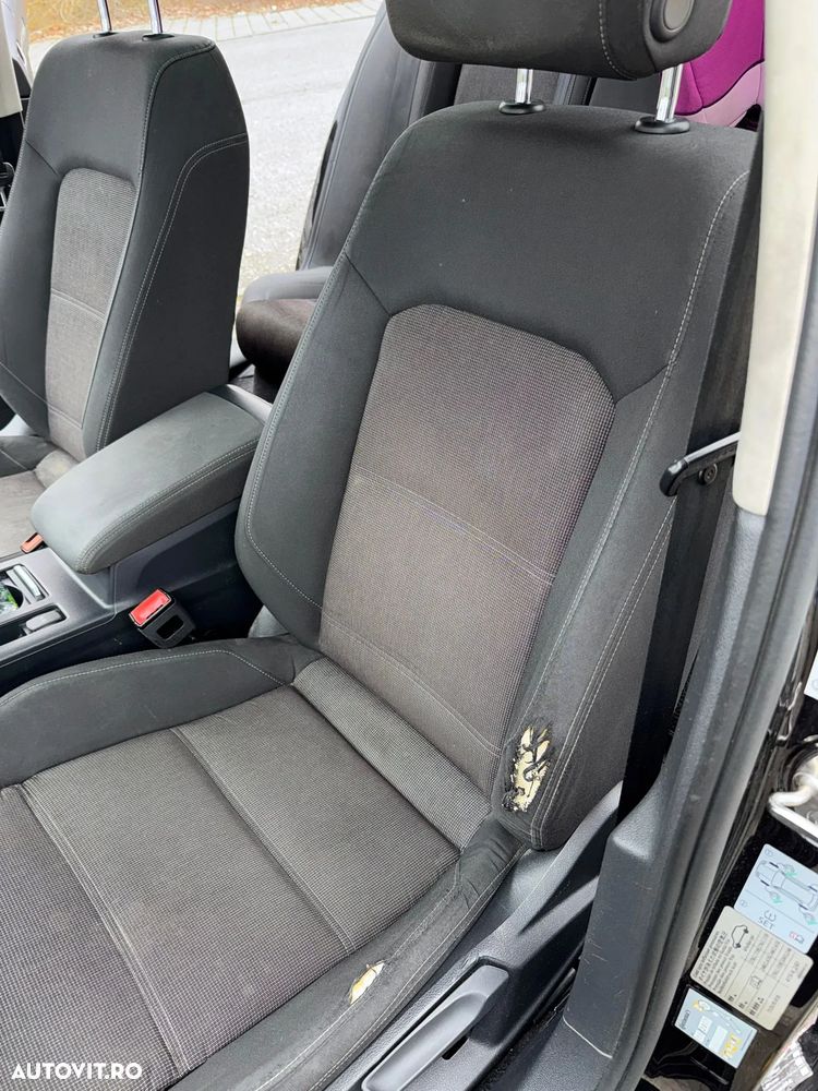 Volkswagen Passat 2.0 TDI Comfortline - 8