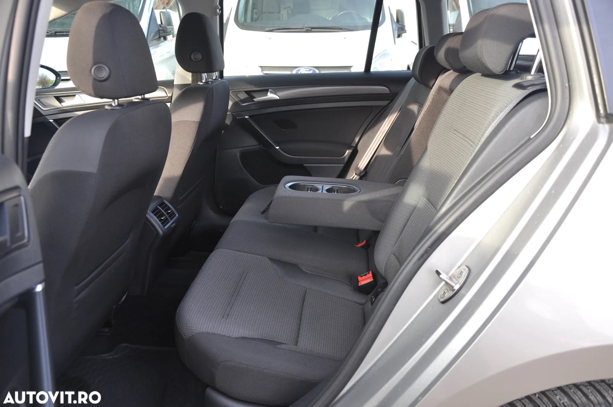 Volkswagen Golf 2.0 TDI DSG BMT Comfortline - 12