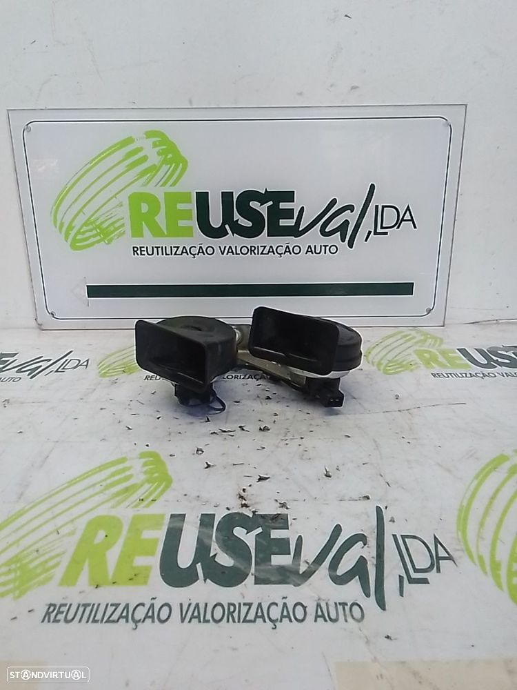 Buzina Alfa Romeo 159 Sportwagon (939_) - 1