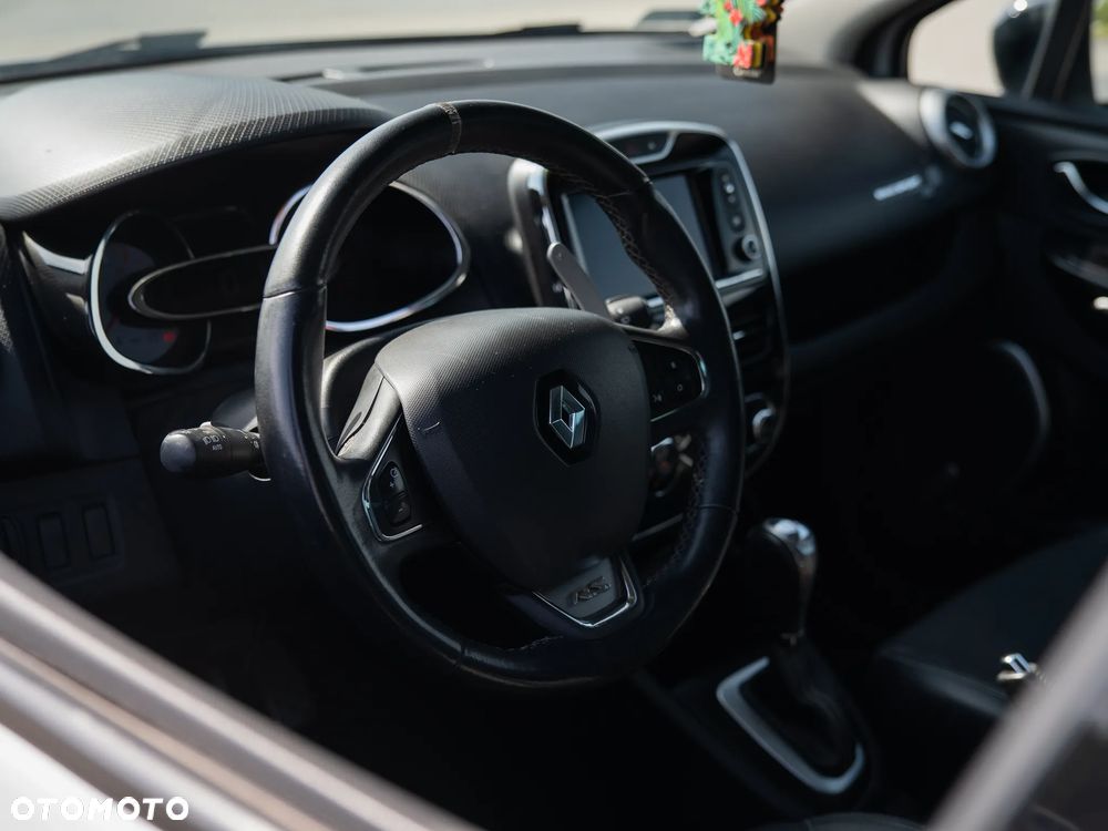 Renault Clio 1.6 R.S 200 EDC - 10