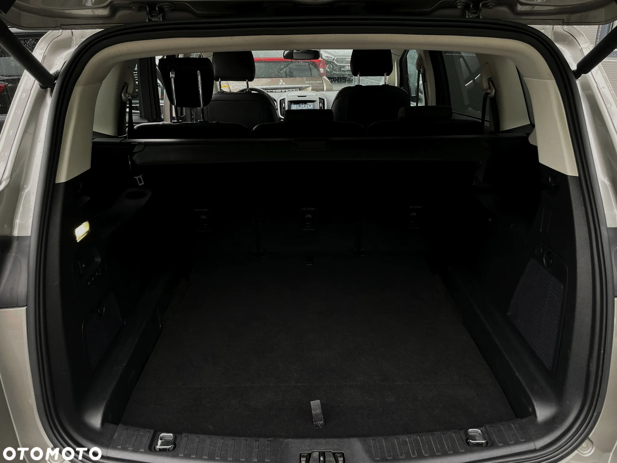 Ford S-Max 2.0 EcoBoost Titanium - 38