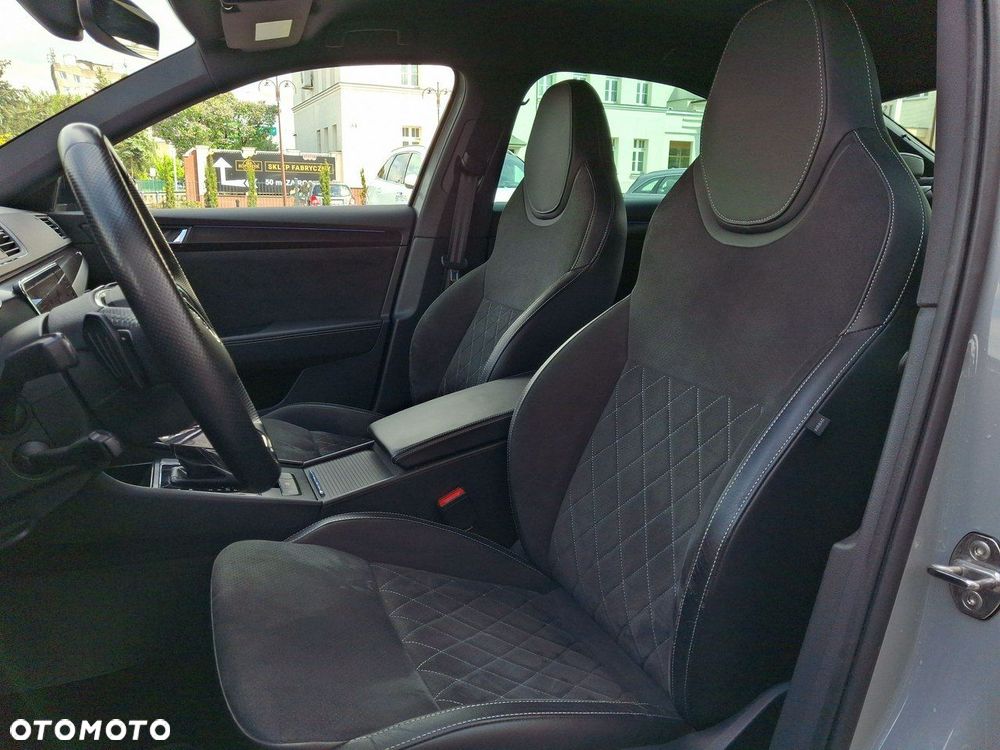 Skoda Superb 2.0 TSI Sportline DSG - 12