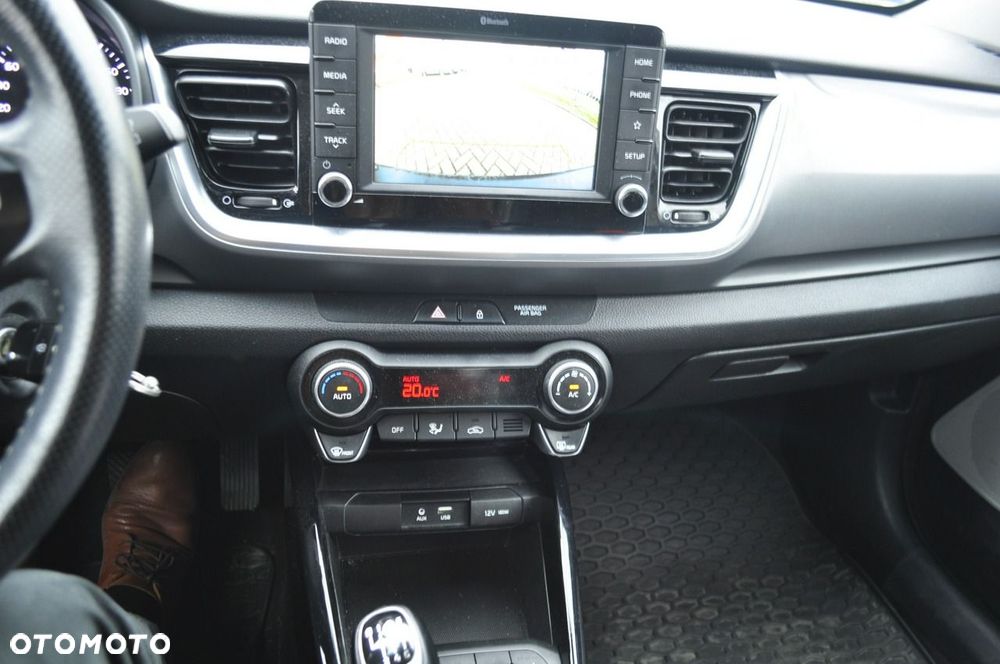 Kia Stonic - 6