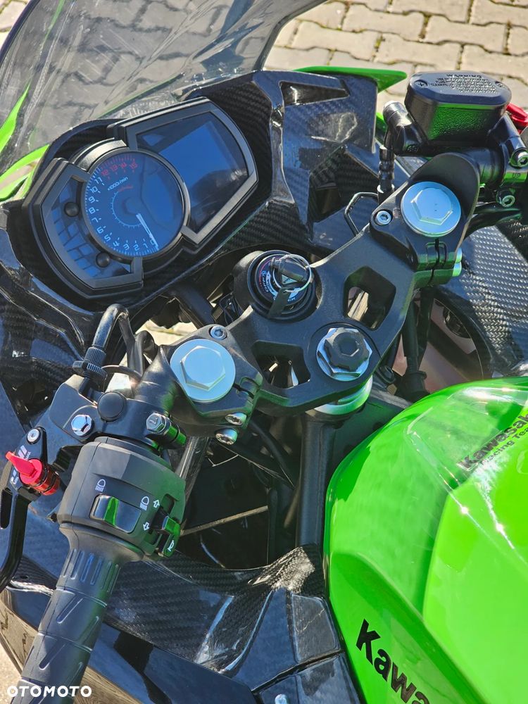 Kawasaki Ninja 400 - 13