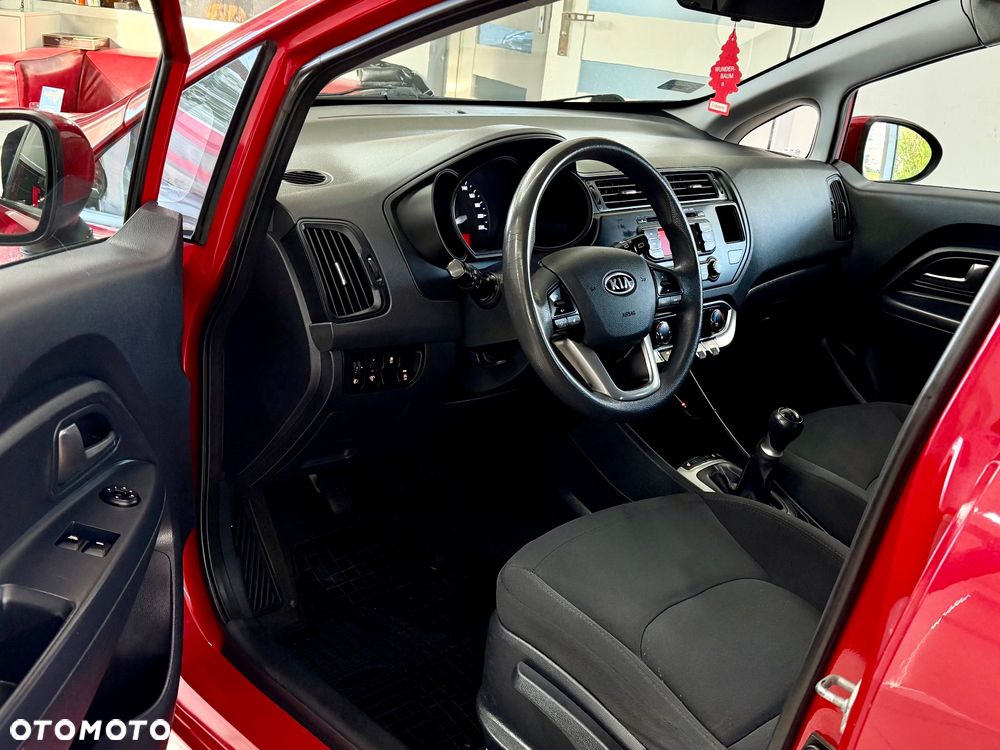 Kia Rio 1.2 L - 29