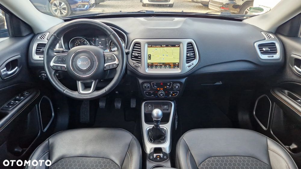 Jeep Compass 1.4 MultiAir Longitude - 8