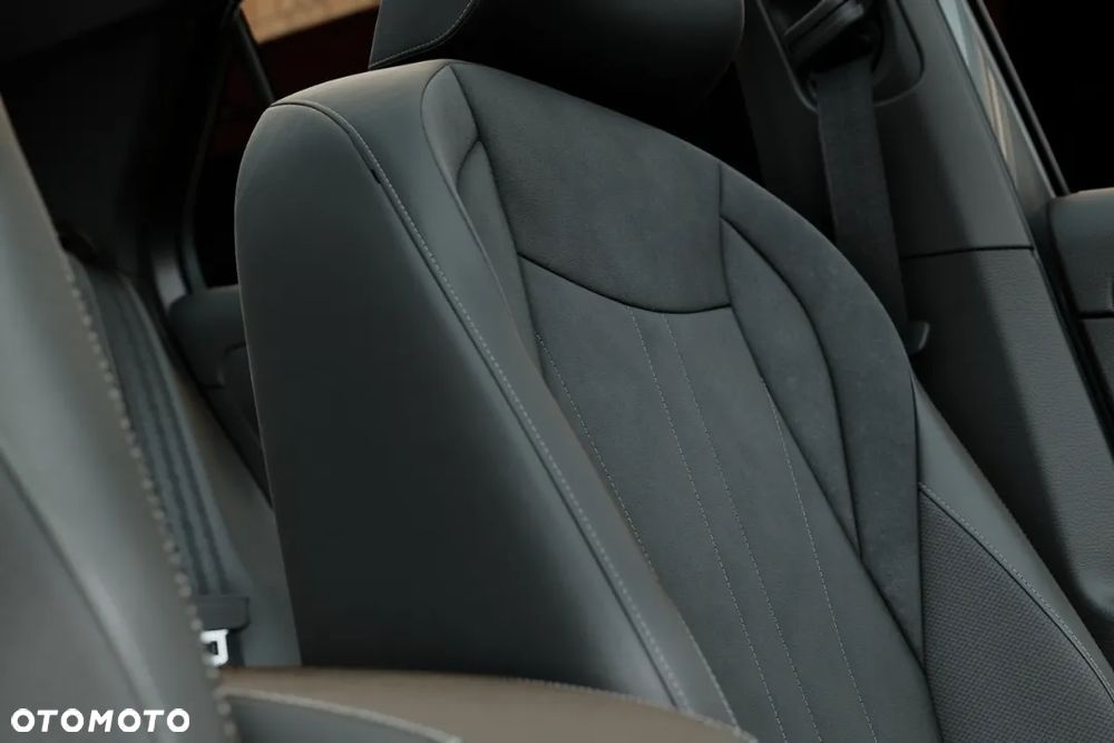 Volkswagen T-Roc 1.5 TSI Style DSG - 11